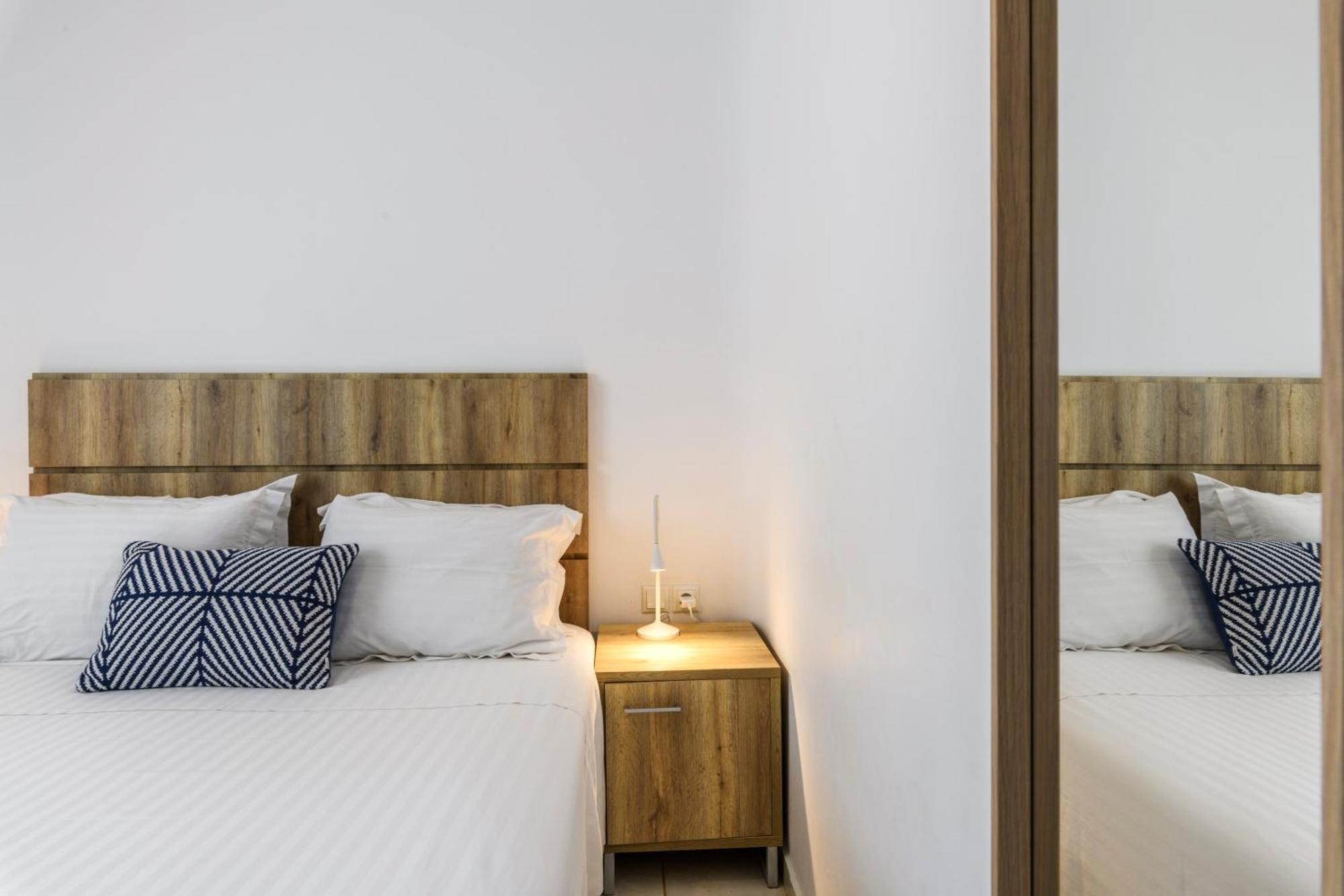 Mykonos Residence Villas & Suites Merchia Beach エクステリア 写真